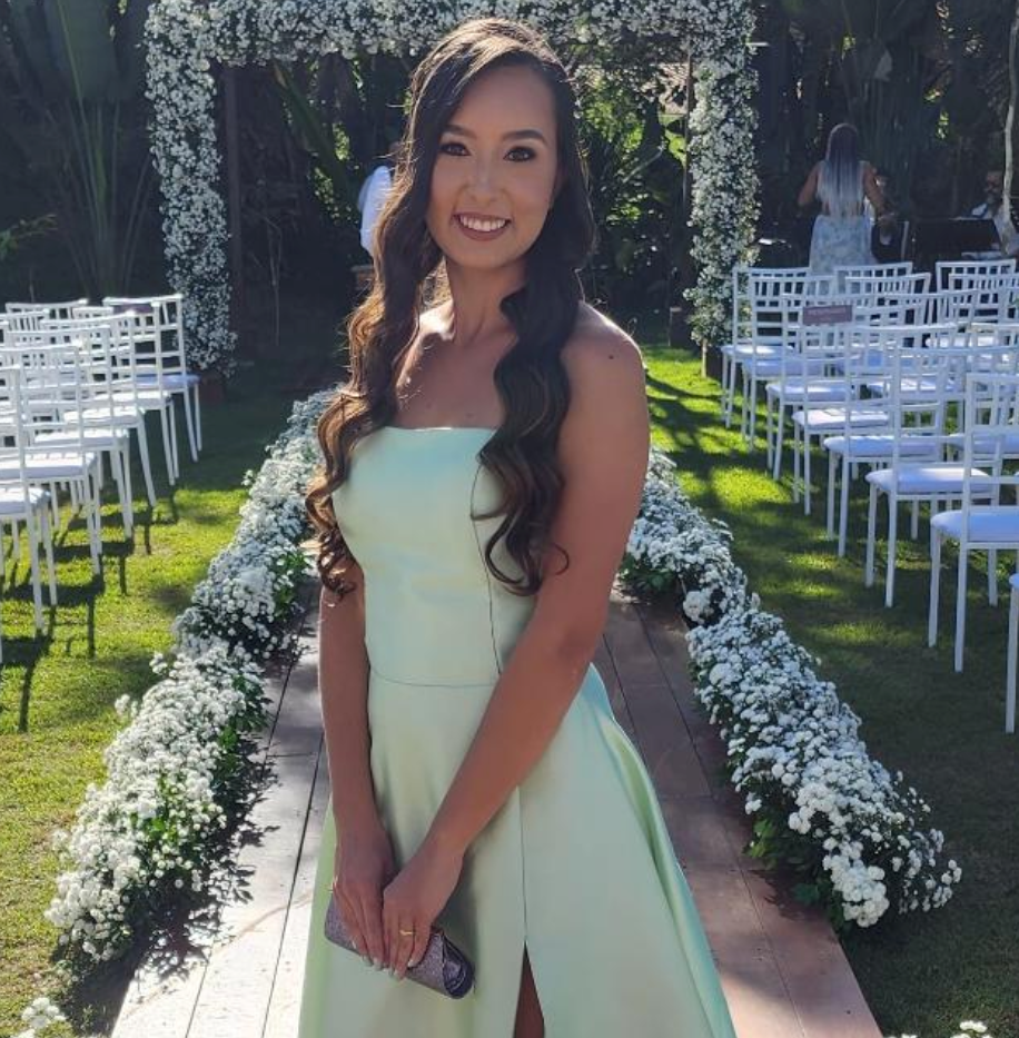 Isabella - Analista Financeira da Agência Código Digital